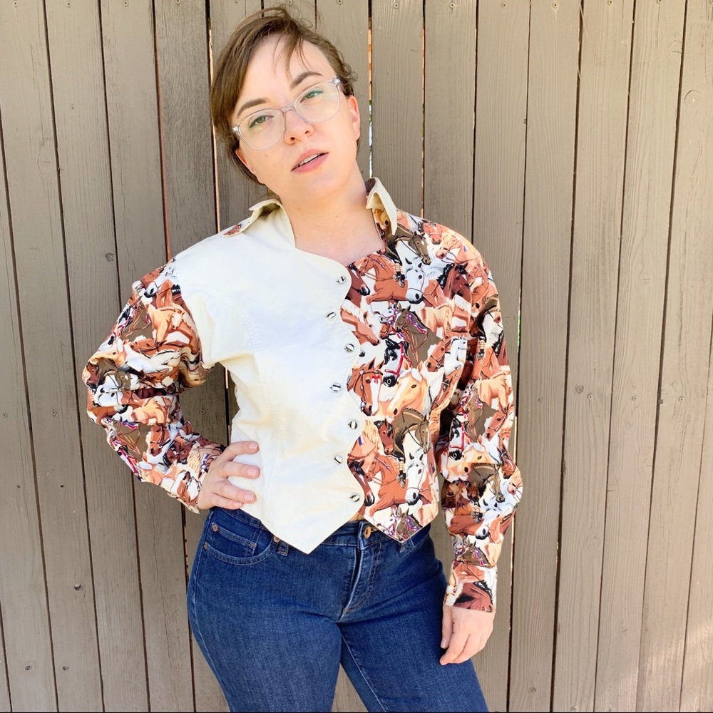 Vintage Cowgirl Button Down Horse Shirt Medium